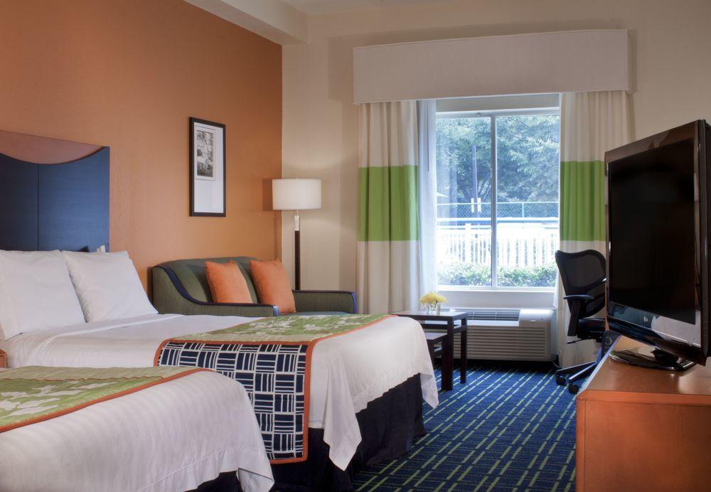 Fairfield Inn & Suites By Marriott Atlanta Кенесоу Екстериор снимка