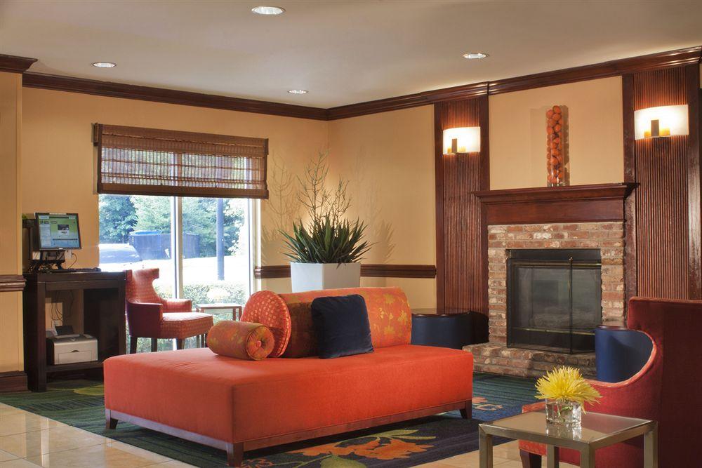 Fairfield Inn & Suites By Marriott Atlanta Кенесоу Екстериор снимка
