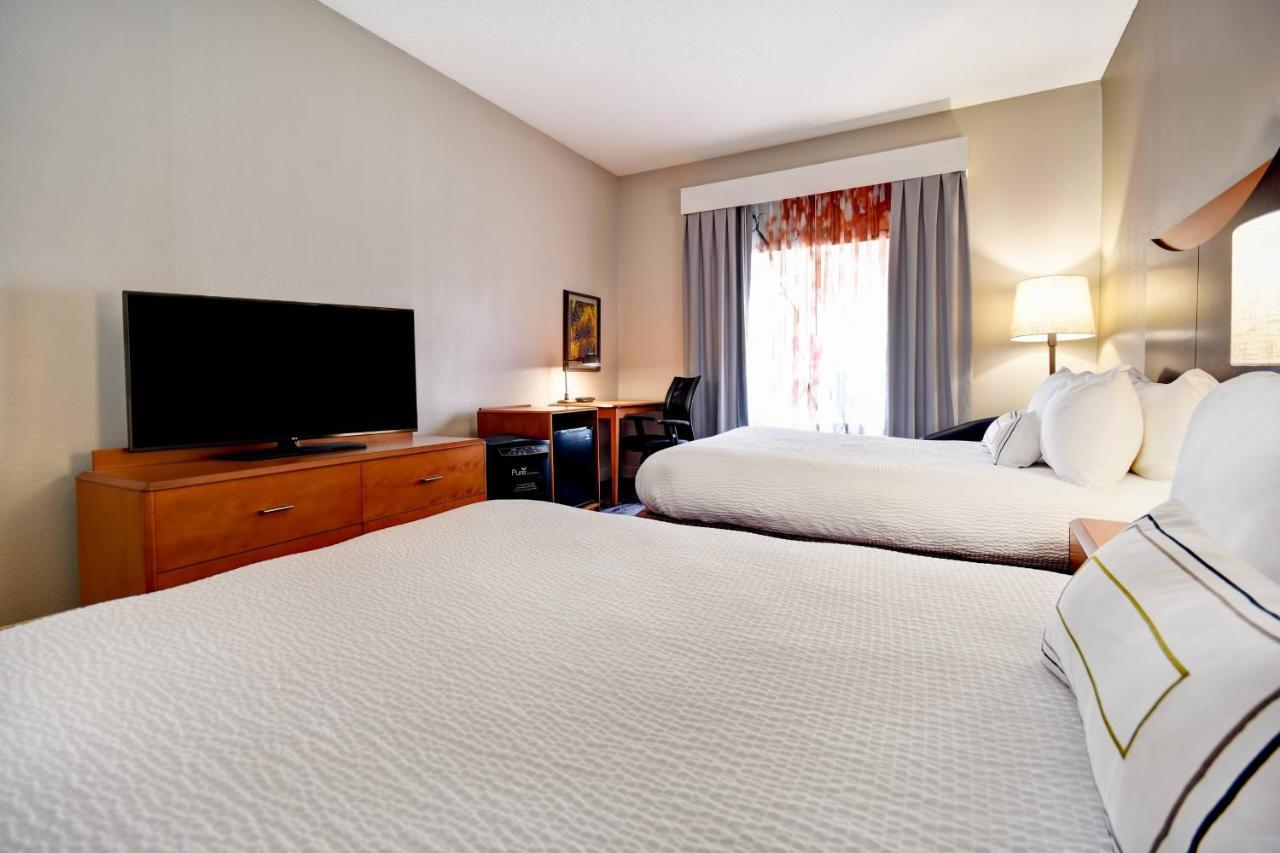 Fairfield Inn & Suites By Marriott Atlanta Кенесоу Екстериор снимка