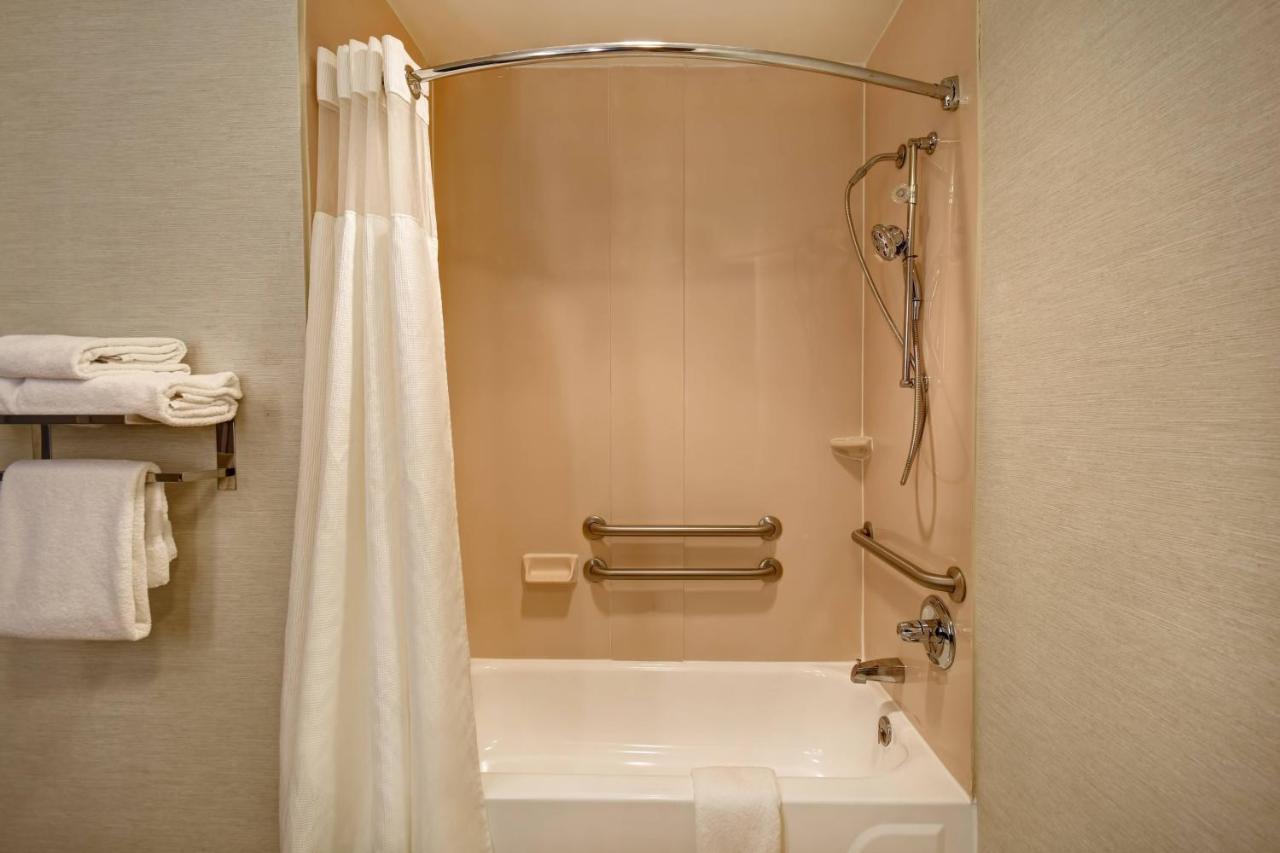 Fairfield Inn & Suites By Marriott Atlanta Кенесоу Екстериор снимка